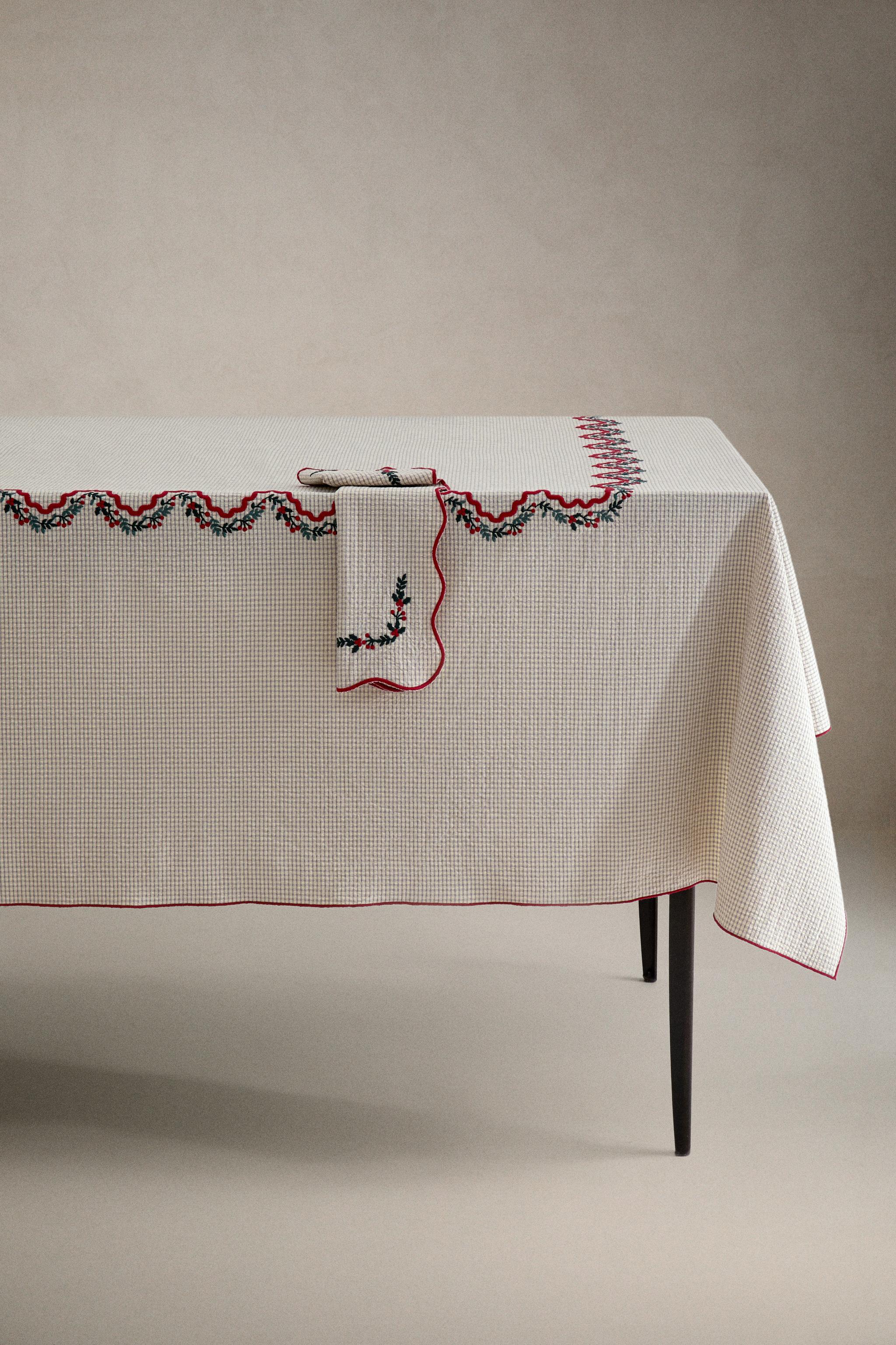 COTTON CHRISTMAS WAVY EMBROIDERY TABLECLOTH